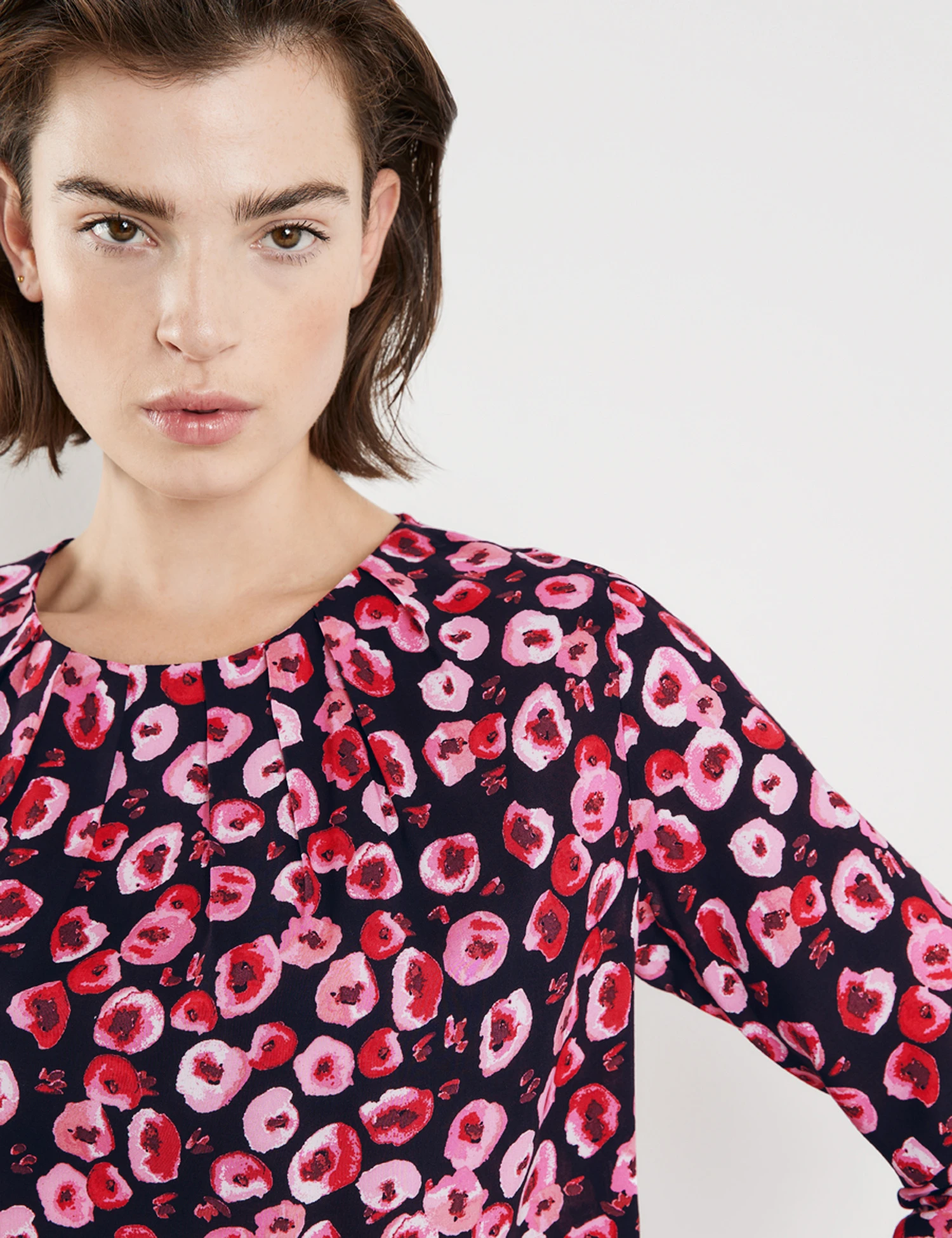 Taifun 3/4 Arm Bluse Mit Allover-Print 4 Taifun 3/4 Arm Bluse Mit Allover-Print – Bild 4