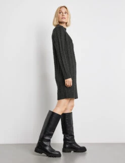 Gerry Weber Bequemes Kleid Mit Strick-Muster -Gerry Stil Geschaft bequemes kleid mit strick muster 102