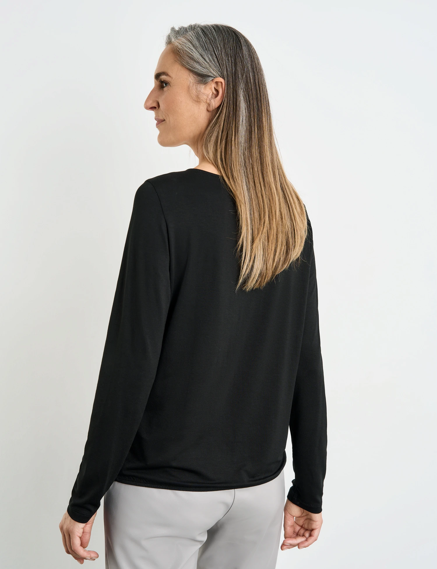 Gerry Weber Blusenshirt Mit Material-Patch Und Elastischem Saum 6 Gerry Weber Blusenshirt Mit Material-Patch Und Elastischem Saum – Bild 6