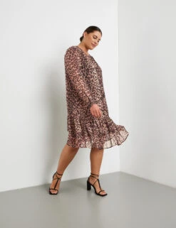 Crêpe-Kleid Mit Leo-Print -Gerry Stil Geschaft crpe kleid mit leo print 102