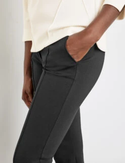 Gerry Weber Flared-Hose Mit Längsbiese Und Stretchanteil -Gerry Stil Geschaft flared hose mit laengsbiese und stretchanteil 100