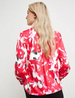 Taifun Fließende Langarmbluse Mit Allover-Print -Gerry Stil Geschaft fliessende langarmbluse mit allover print 104
