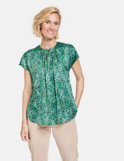 Gerry Weber Fließendes Blusenshirt Mit Allover-Print -Gerry Stil Geschaft fliessendes blusenshirt mit allover print 01