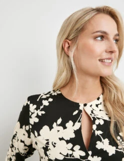 Taifun Floral Gemusterte Langarmbluse Mit Aufspringender Falte -Gerry Stil Geschaft floral gemusterte langarmbluse mit aufspringender falte 100