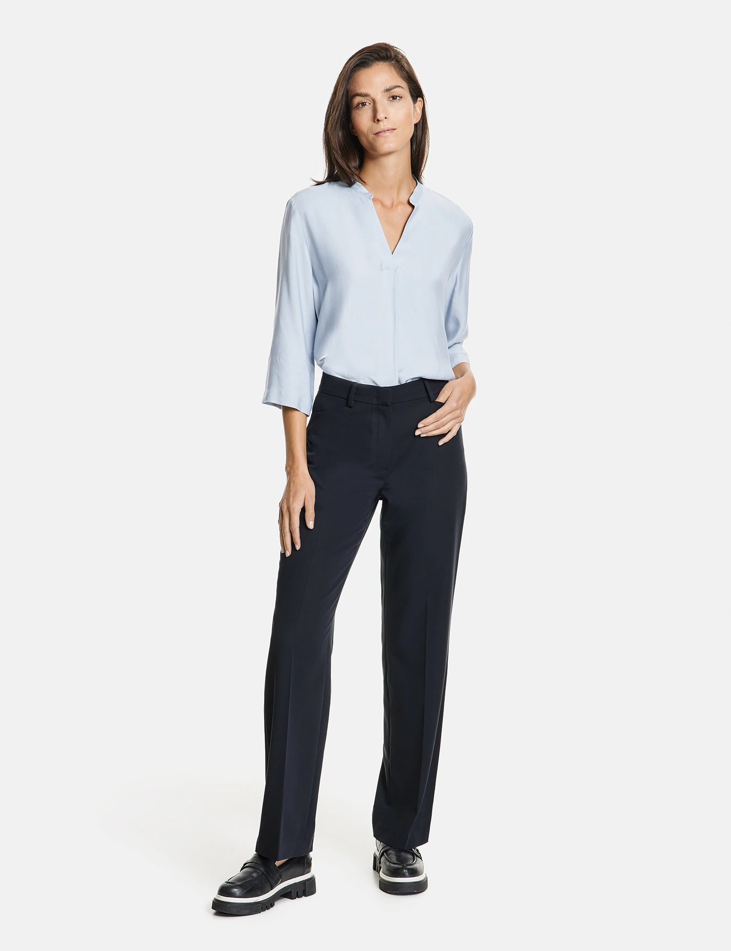 Gerry Weber Gerade Geschnittene Hose 7 Gerry Weber Gerade Geschnittene Hose – Bild 7