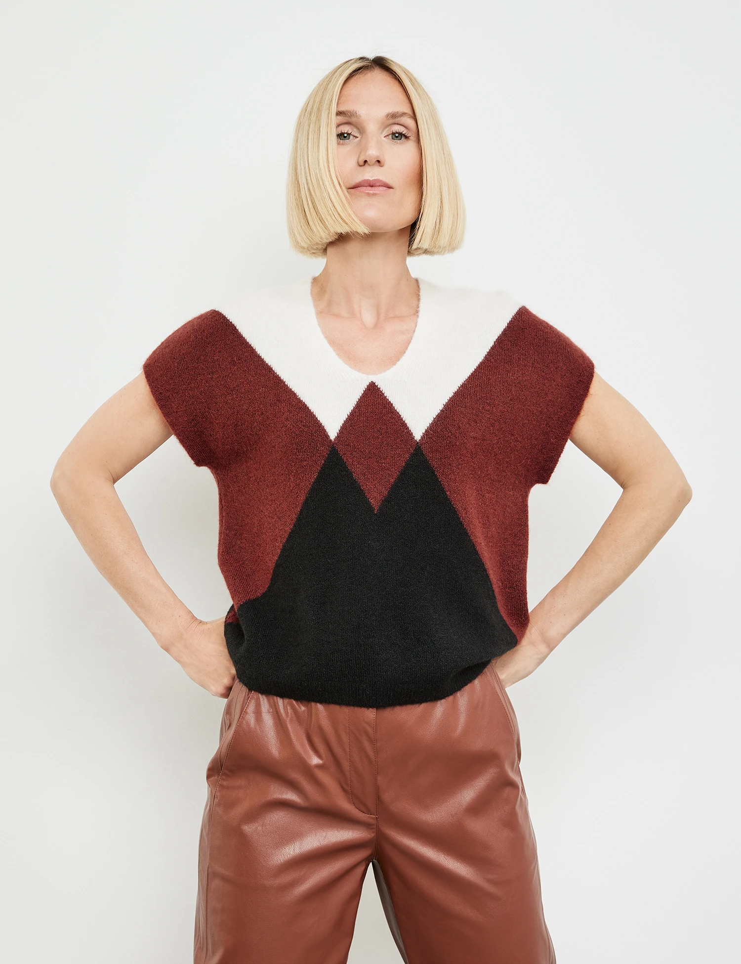 Gerry Weber Kuscheliger Kurzarmpullover Mit Grafischem Muster 1 Gerry Weber Kuscheliger Kurzarmpullover Mit Grafischem Muster