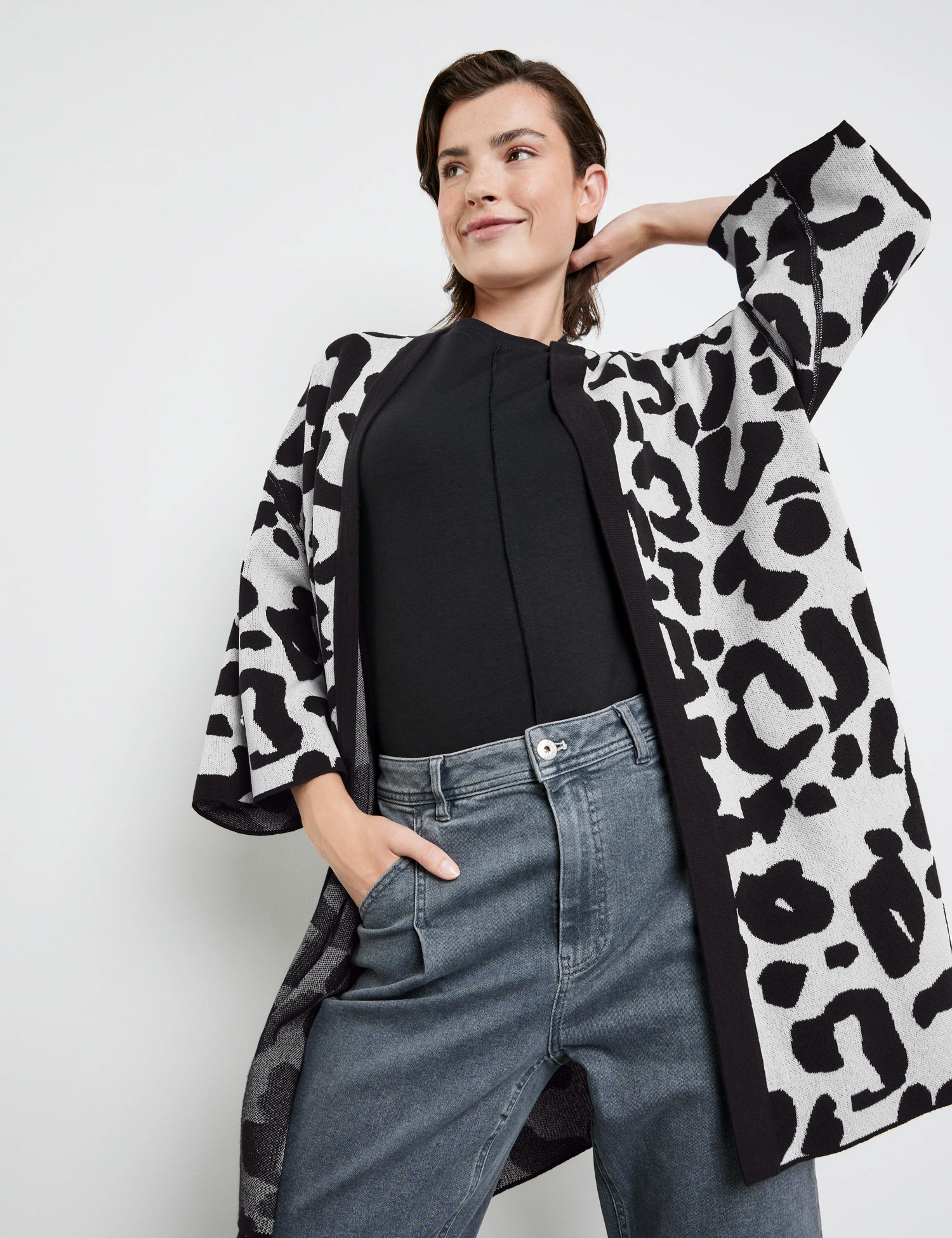 Taifun Lange Strickjacke Mit Wendefunktion 5 Taifun Lange Strickjacke Mit Wendefunktion – Bild 5