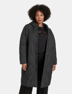 Leichter Steppmantel Mit Kapuze -Gerry Stil Geschaft leichter steppmantel mit kapuze 01