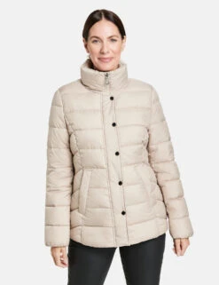 Gerry Weber Modische Steppjacke Mit Dauneninlet -Gerry Stil Geschaft modische steppjacke mit dauneninlet 01