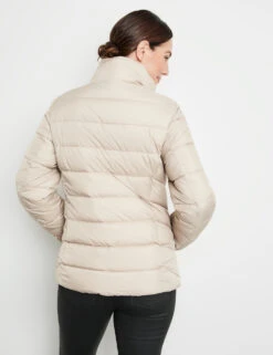 Gerry Weber Modische Steppjacke Mit Dauneninlet -Gerry Stil Geschaft modische steppjacke mit dauneninlet 104