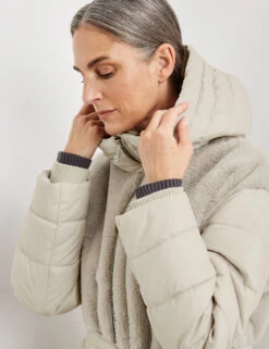 Gerry Weber Modischer Mantel Mit Material-Patch 10 Gerry Weber Modischer Mantel Mit Material-Patch -Gerry Stil Geschaft modischer mantel mit material patch 100