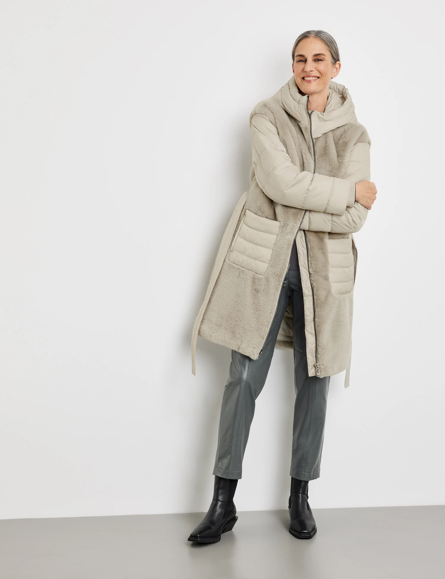 Gerry Weber Modischer Mantel Mit Material-Patch 5 Gerry Weber Modischer Mantel Mit Material-Patch – Bild 5