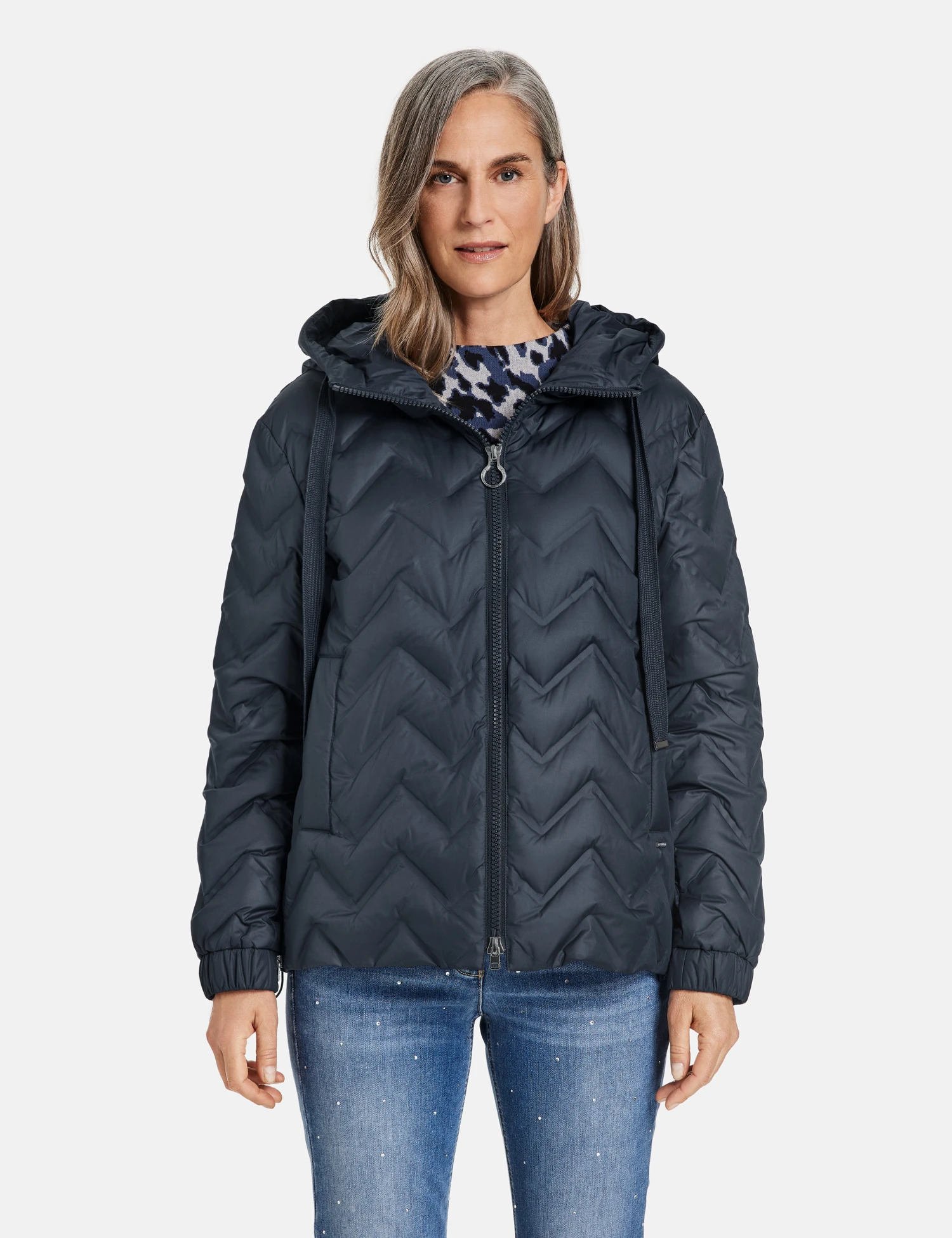 Gerry Weber Outdoorjacke Mit Seitlichen Zippern 7 Gerry Weber Outdoorjacke Mit Seitlichen Zippern – Bild 7