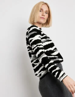 Gerry Weber Pullover In Jaquard-Strick Mit Kurzem Stehkragen 11 Gerry Weber Pullover In Jaquard-Strick Mit Kurzem Stehkragen -Gerry Stil Geschaft pullover in jaquard strick mit kurzem stehkragen 102