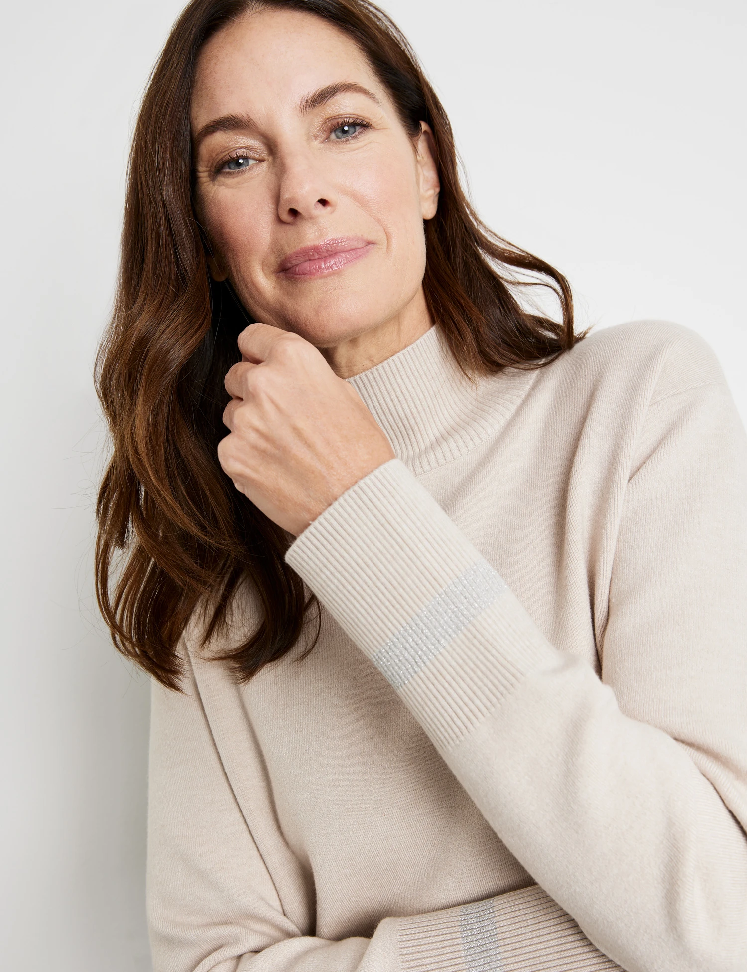 Gerry Weber Softer Pullover Mit Turtleneck Und Verlängertem Rückenteil 4 Gerry Weber Softer Pullover Mit Turtleneck Und Verlängertem Rückenteil – Bild 4