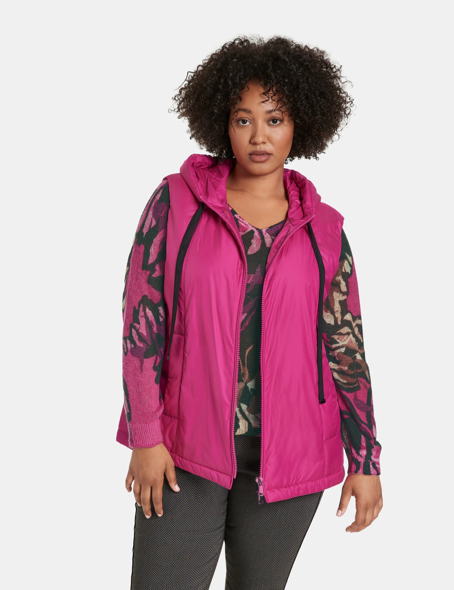 Steppweste Mit Kapuze 7 Steppweste Mit Kapuze – Bild 7