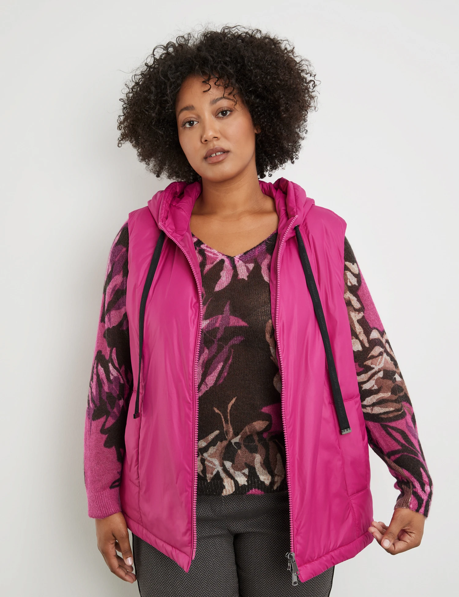 Steppweste Mit Kapuze 1 Steppweste Mit Kapuze