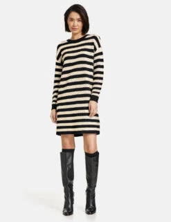 Taifun Strickkleid Mit Pailletten -Gerry Stil Geschaft strickkleid mit pailletten 01