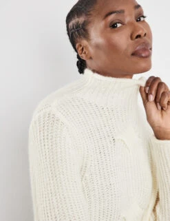 Gerry Weber Strickpullover Mit Stehkragen Und Zopfmuster -Gerry Stil Geschaft strickpullover mit stehkragen und zopfmuster 100