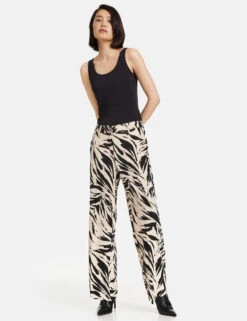 Taifun Weite Hose Mit Print Wide Leg -Gerry Stil Geschaft weite hose mit print wide leg 01